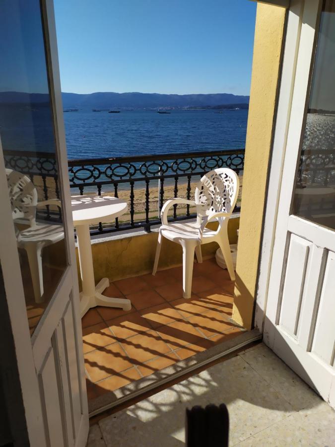 Bonito alojamiento con playa y jardín Vilanova de Arousa Exterior foto